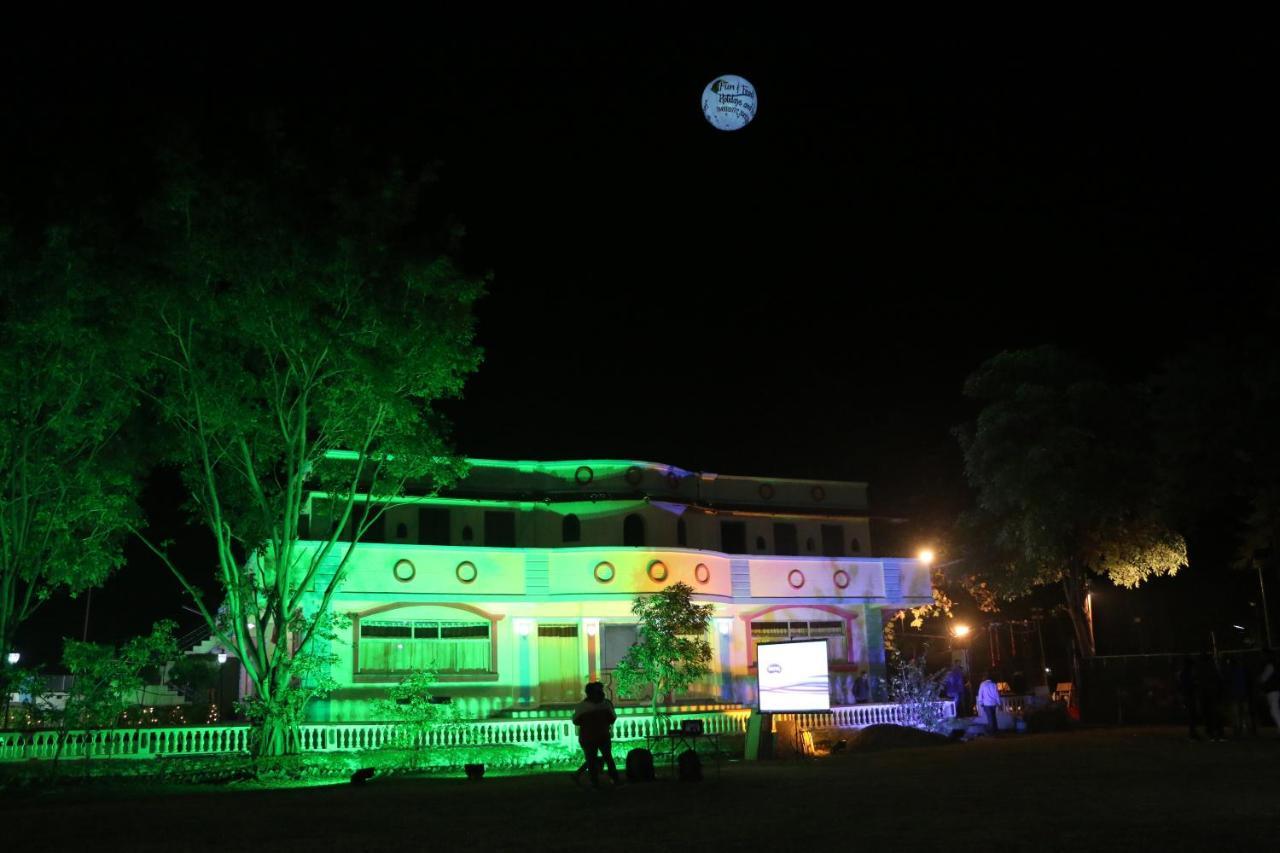 Fun And Food Resort & Holidays Harsola Exterior photo