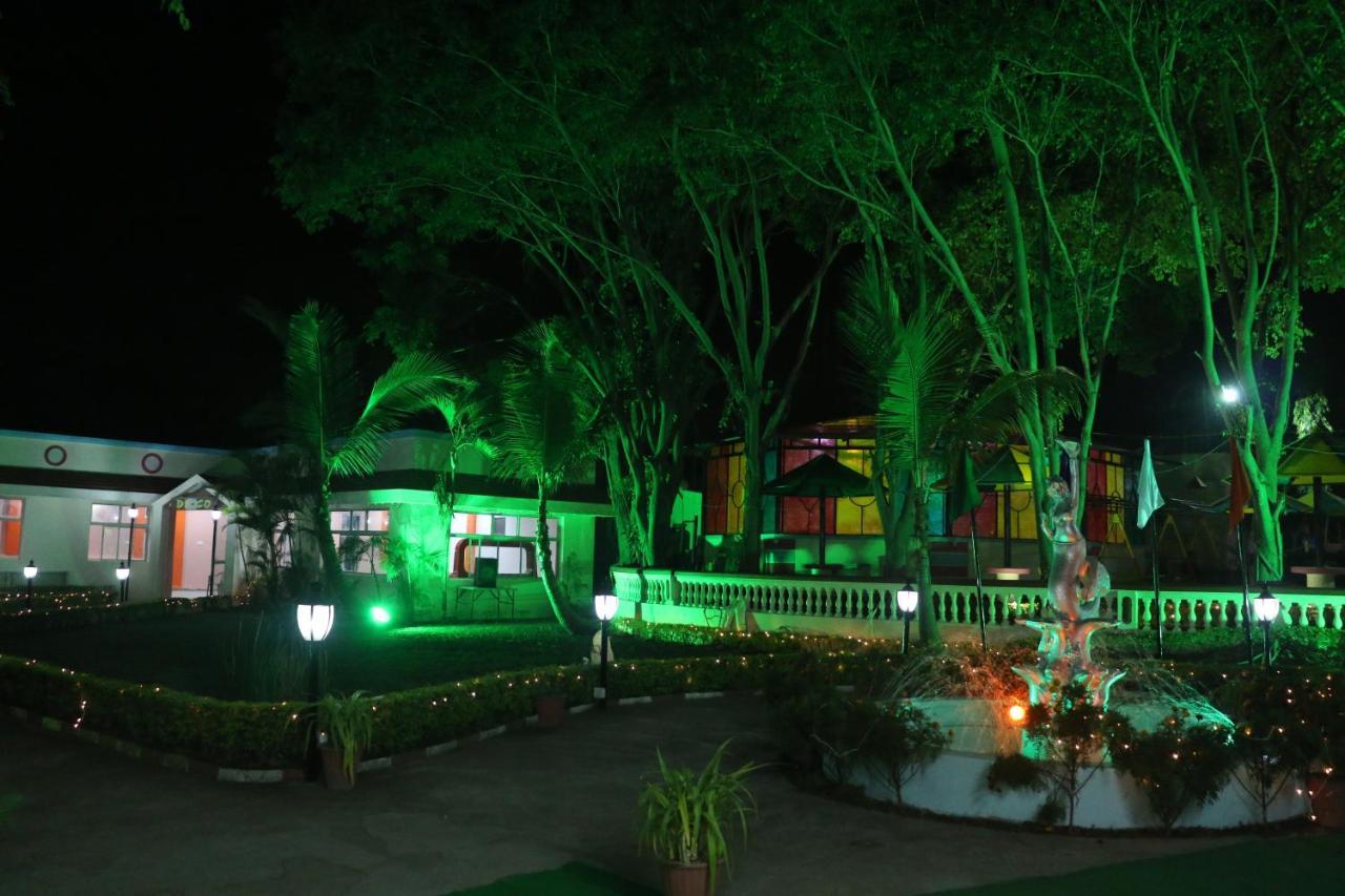 Fun And Food Resort & Holidays Harsola Exterior photo